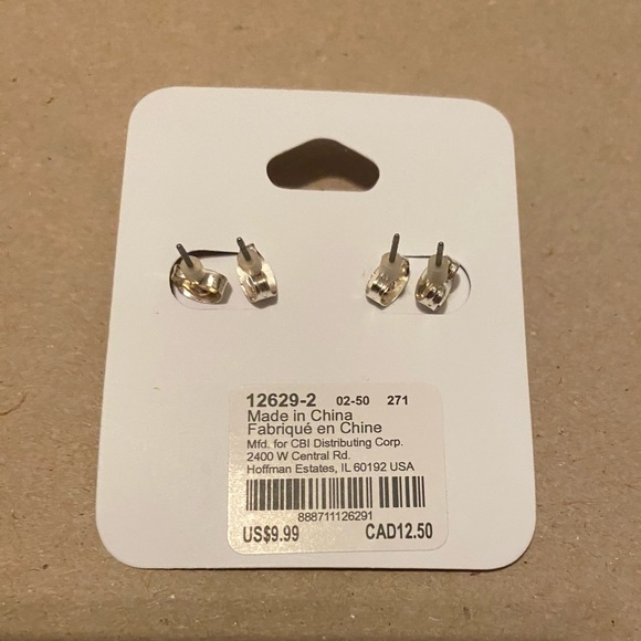 NWT Claire’s Earrings - Picture 2 of 2